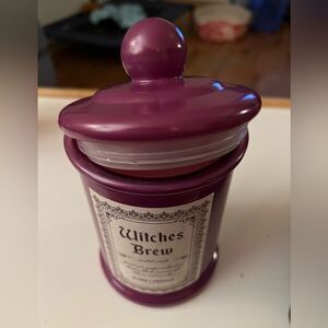 Bloom & Prosper Candle